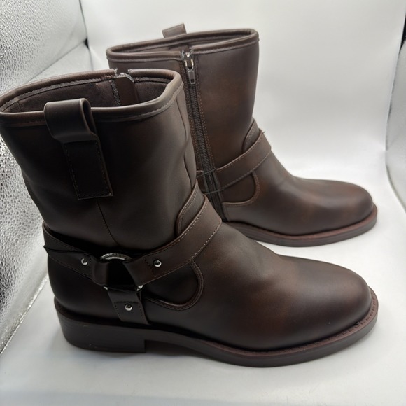 DV by Dolce Vita Women's Brown Moto Boot Size 9 Harness Strap Low Heel - Picture 4 of 14